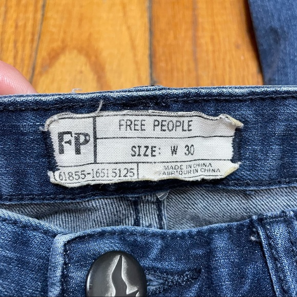 Free People Flare Bell Bottoms Dark Wash Jeans - Picture 8 of 8